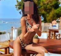Canik Escort Kızıl Saçlı Ela: Büyüleyici Bir Etkileşim