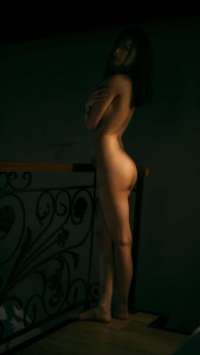 Eve Otele Gelen Çarpıcı Escort Kız