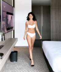 Eve ve Otele Gelen Eskort Bayan Hikayesi