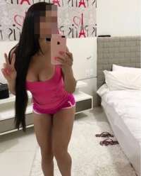 Kendi Evi Olan Escort Kızın Çarpıcı Profili