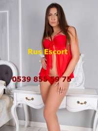 Kendi Evi Olan Güzel Escort: Sizi Cazibenin Dünyasına Davet Ediyor