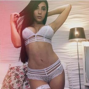 Kendi Evi Olan Escort: Güzelliğin ve Tutkunun Adresi